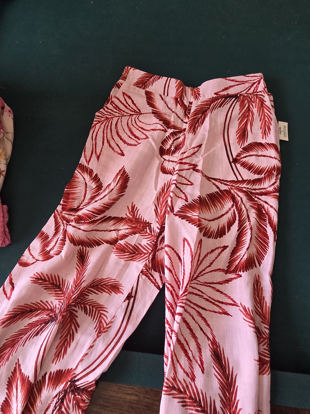 Ladies Pink and Red Palm-Print Lightweight Pants